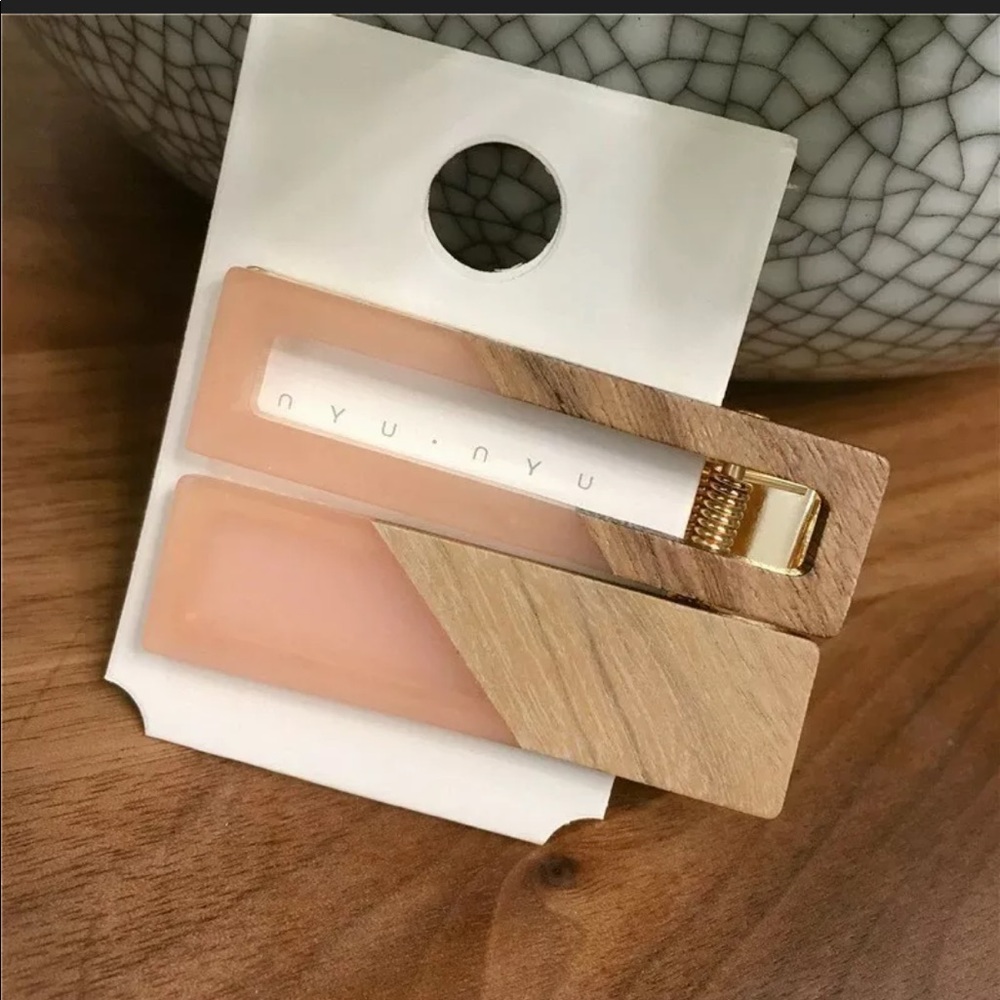 NWT Korean Geometric Hair Clips Accessories